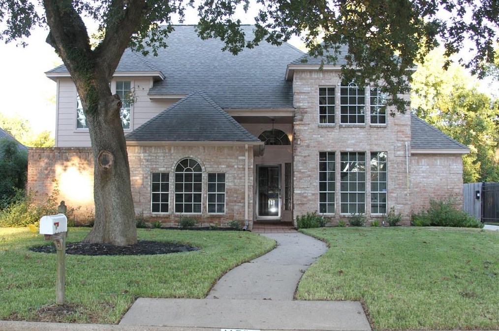 11506 Clover Lane Ct, Houston, TX 77066-3816