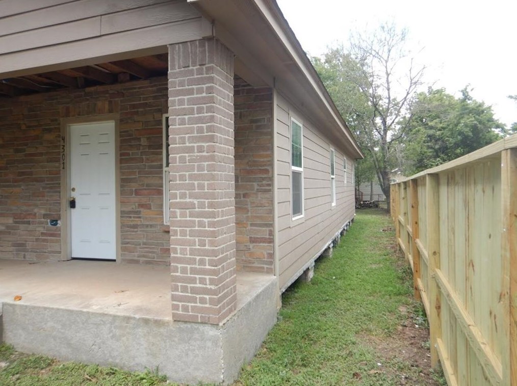 4301 Gunter St, Houston, TX 77020