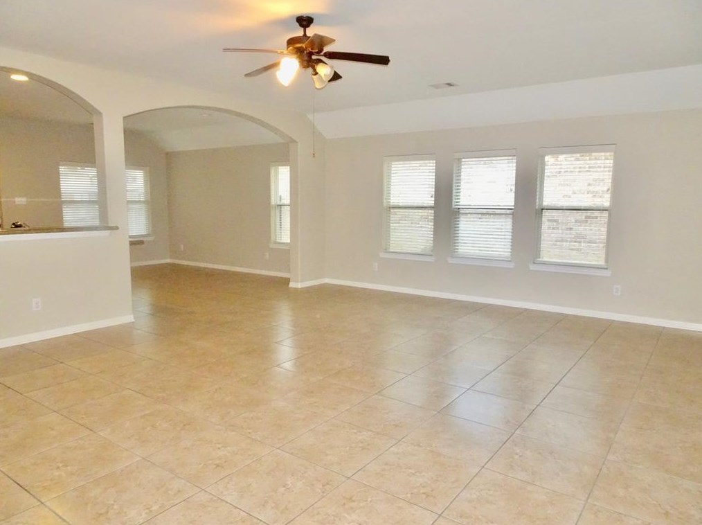 63 Quillwood Pl, Magnolia, TX 77354