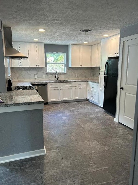 1017 Hazel Ave, Huntsville, TX 77320