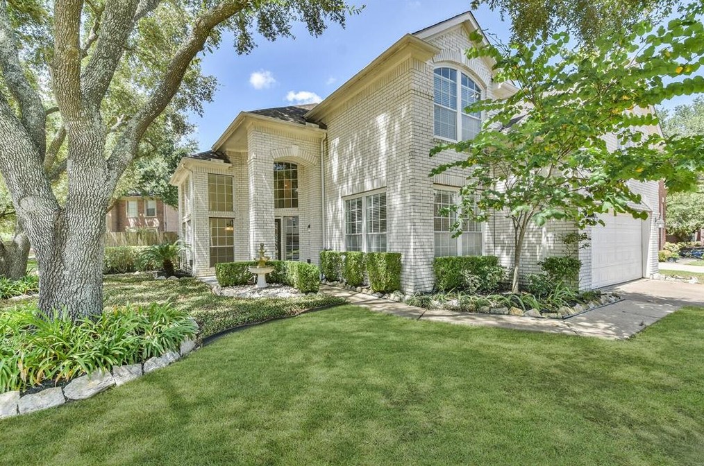 10119 Rustic Bend Ct, Houston, TX 77064-5717