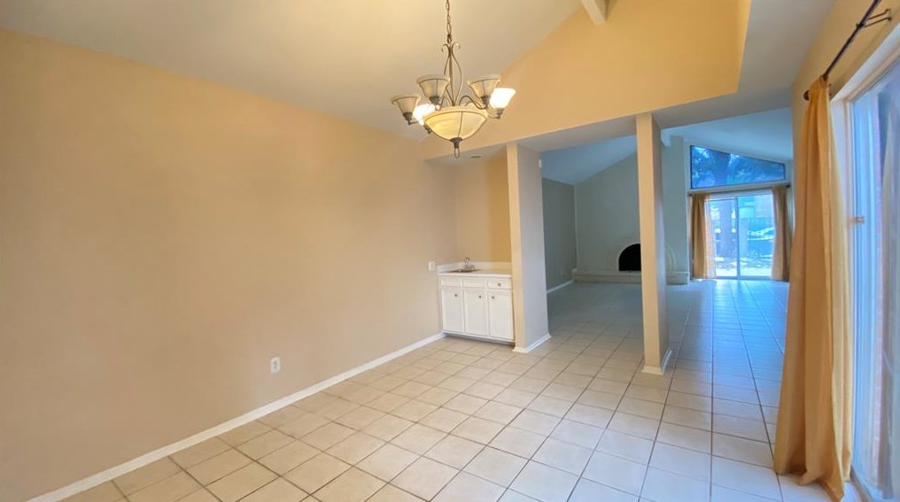 4714 Cashel Cir, Houston TX  77069-3504 exterior