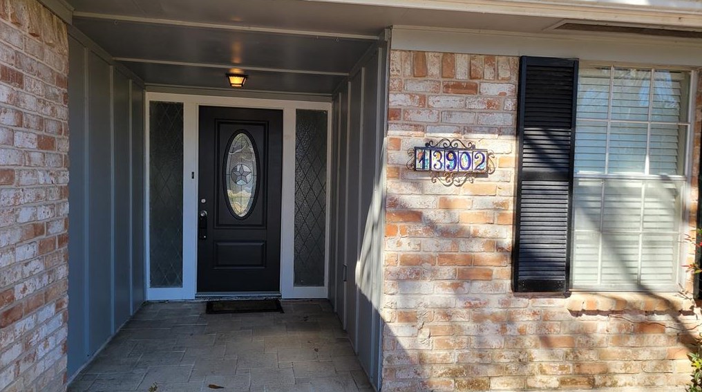 13902 Ivymount Dr, Sugar Land TX  77498-2418 exterior