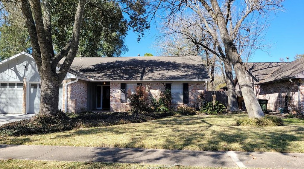 13902 Ivymount Dr, Sugar Land, TX 77498