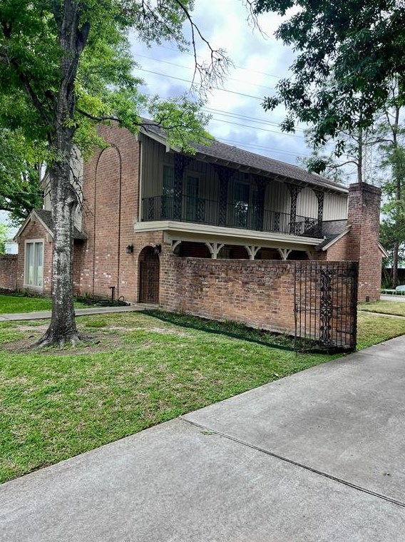 11110 Riverview Dr, Houston, TX 77042-1340