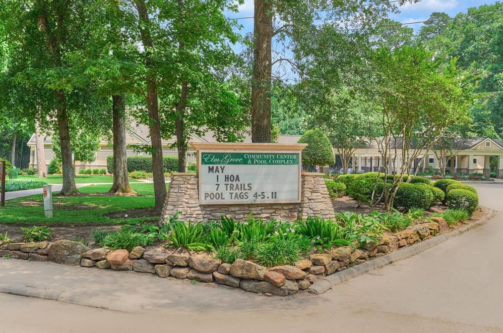 5311 Vlg Spg Dr, Humble TX 77339-1216 exterior