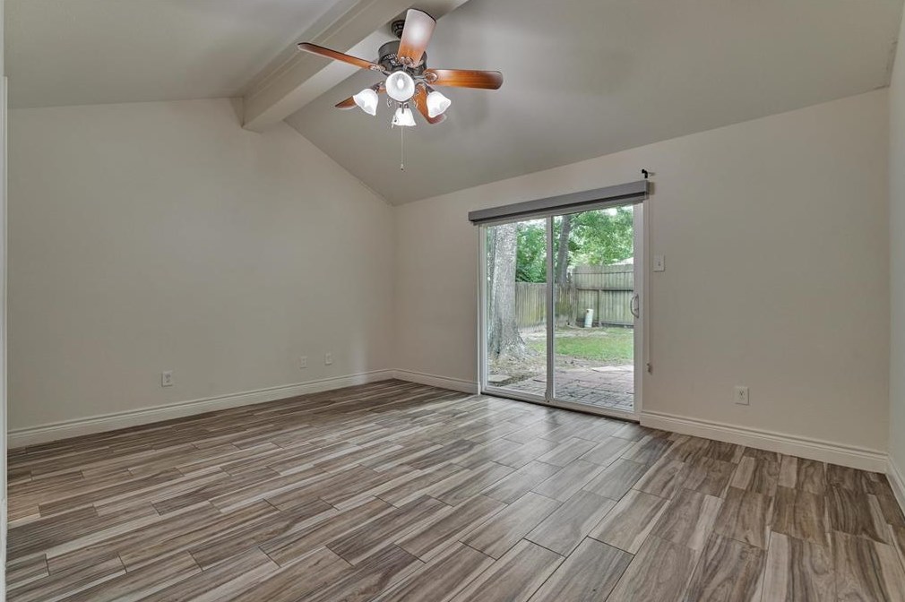 5311 Vlg Spg Dr, Humble TX 77339-1216 exterior