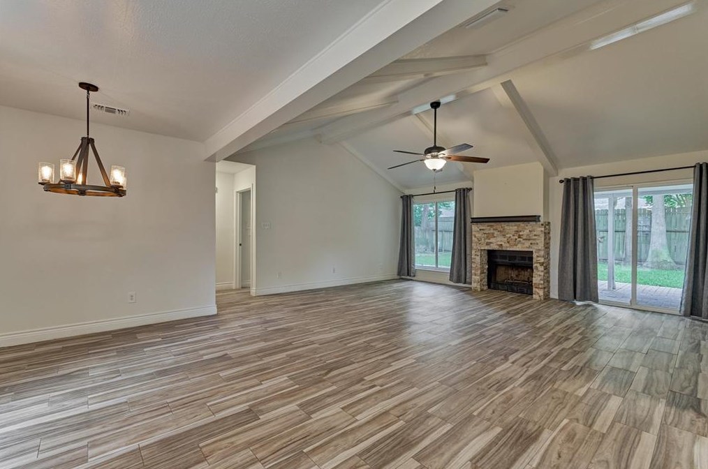 5311 Vlg Spg Dr, Humble TX 77339-1216 exterior