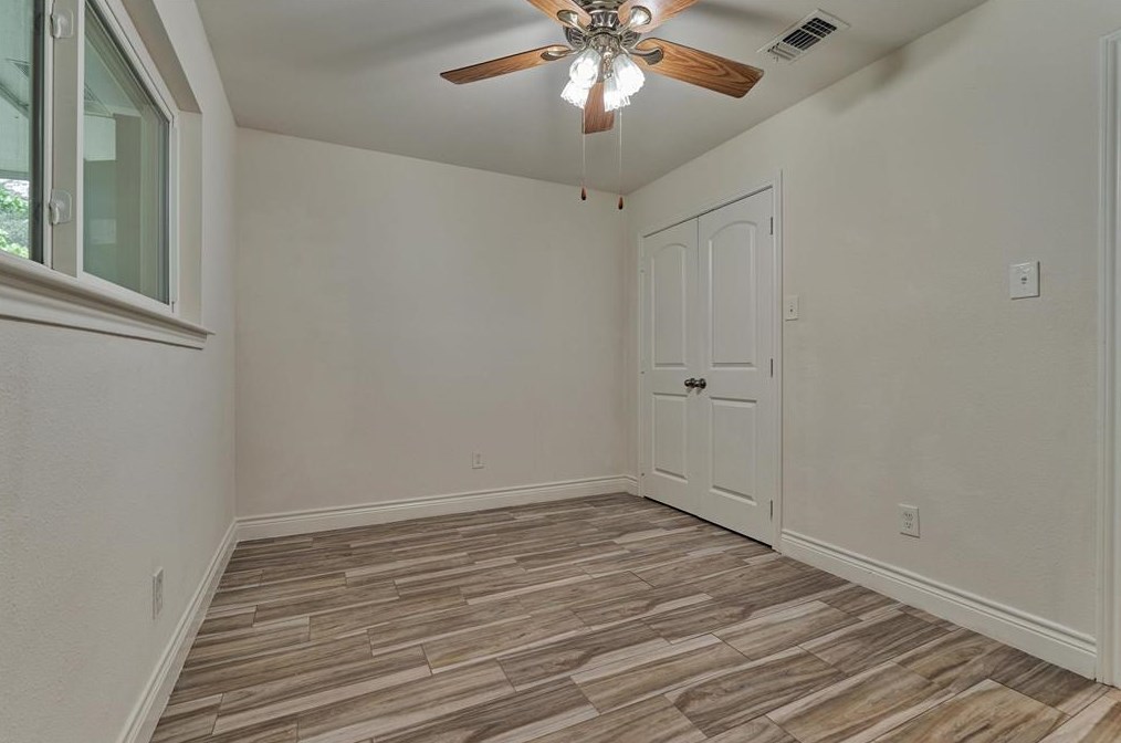 5311 Vlg Spg Dr, Humble TX 77339-1216 exterior