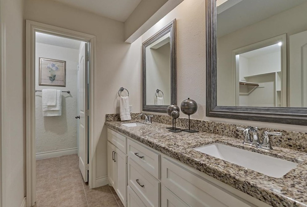 5311 Vlg Spg Dr, Humble TX 77339-1216 exterior