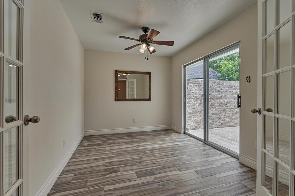 5311 Vlg Spg Dr, Humble TX 77339-1216 exterior