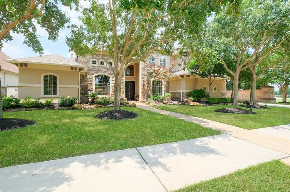 27606 Myrtle Lake Ln, Katy, TX 77494-8588