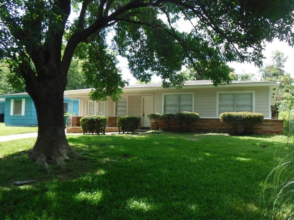 6511 Belmark St, Houston, TX 77087