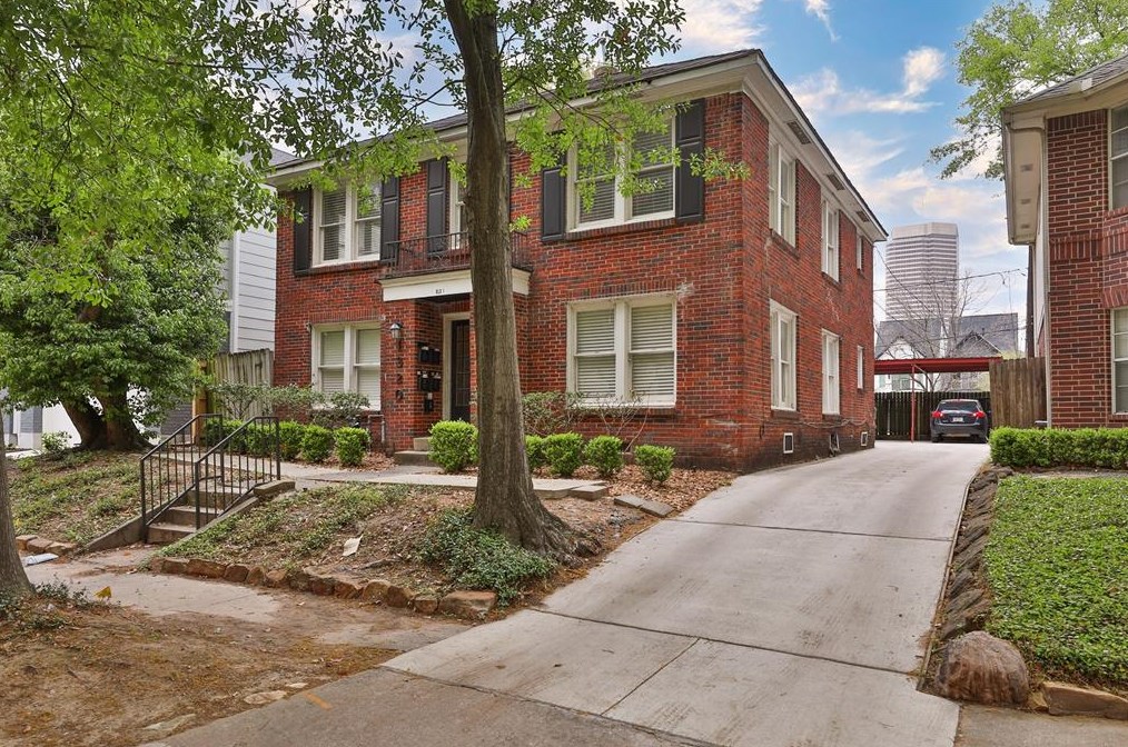 1320 W Pierce St #3, Houston, TX 77019