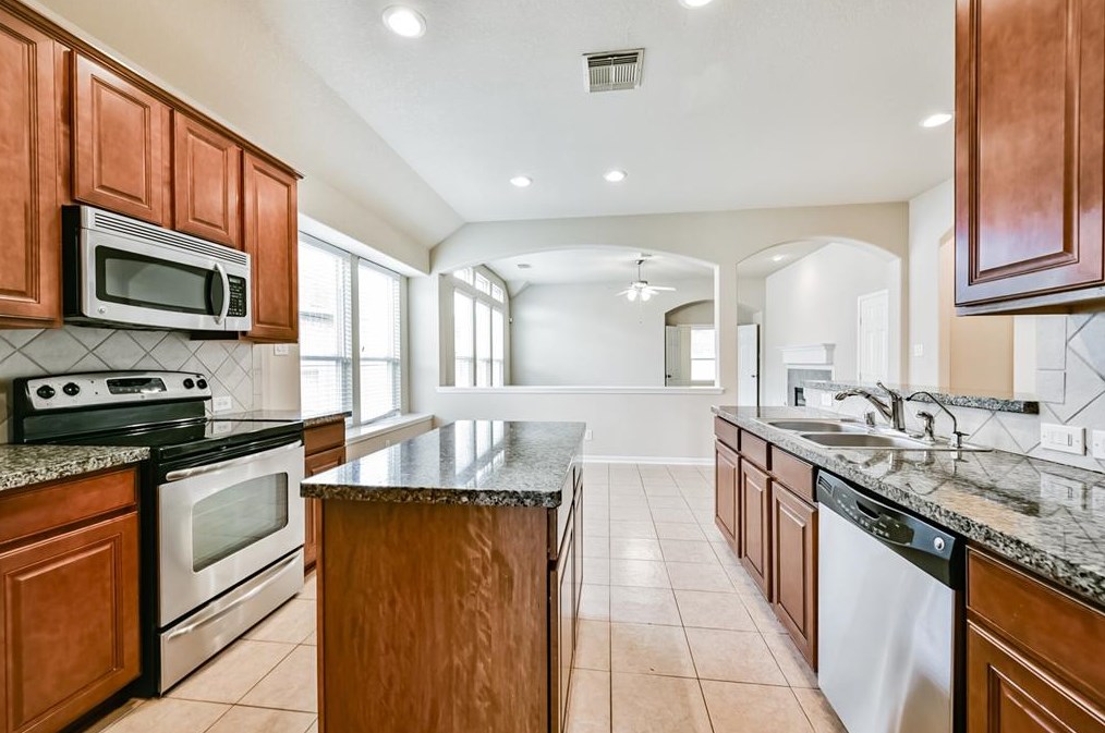 25307 Mallard Bay Ln, Katy, TX 77494