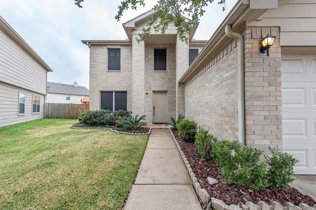 18231 Blake Valley Ln, Cypress, TX 77429