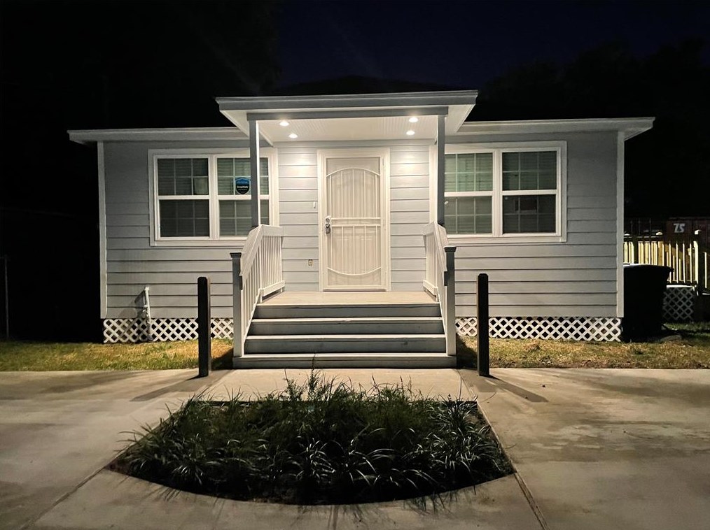 8534 Brandon St, Houston, TX 77051