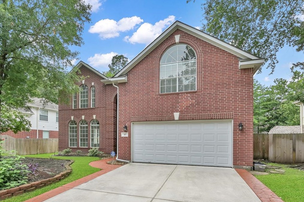 63 Knightsbridge Dr, Conroe, TX 77385-3449