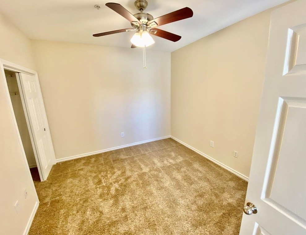 2350 Westcreek Ln #1304, Houston, TX 77027