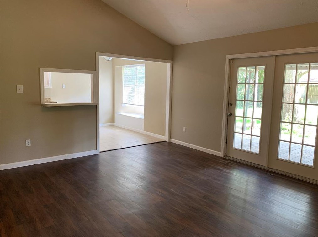 5008 Apple Springs Dr, Pearland, TX 77584