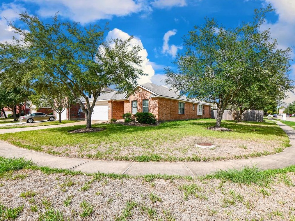 6419 Brazos Glen Ln, Richmond, TX 77469