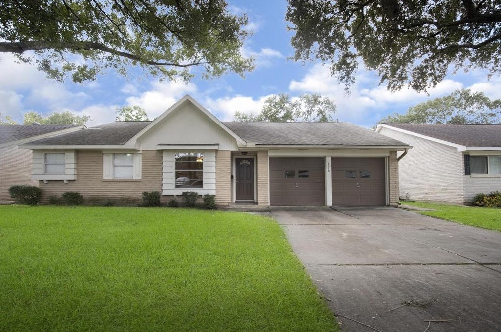 6019 Spellman Rd, Houston, TX 77096