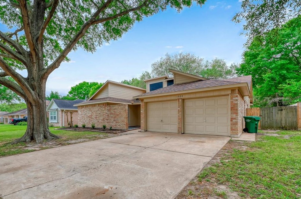 1022 Hidden Canyon Rd, Katy, TX 77450