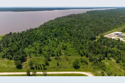 032 Falcon Point, Onalaska, TX 77360 - Photo 8
