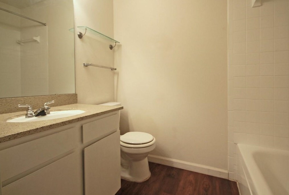 600 Heights Blvd #34, Houston, TX 77007