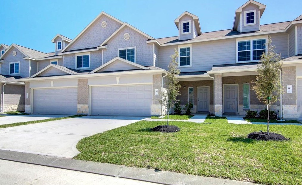 2811 Silver Tree, Houston, TX 77014