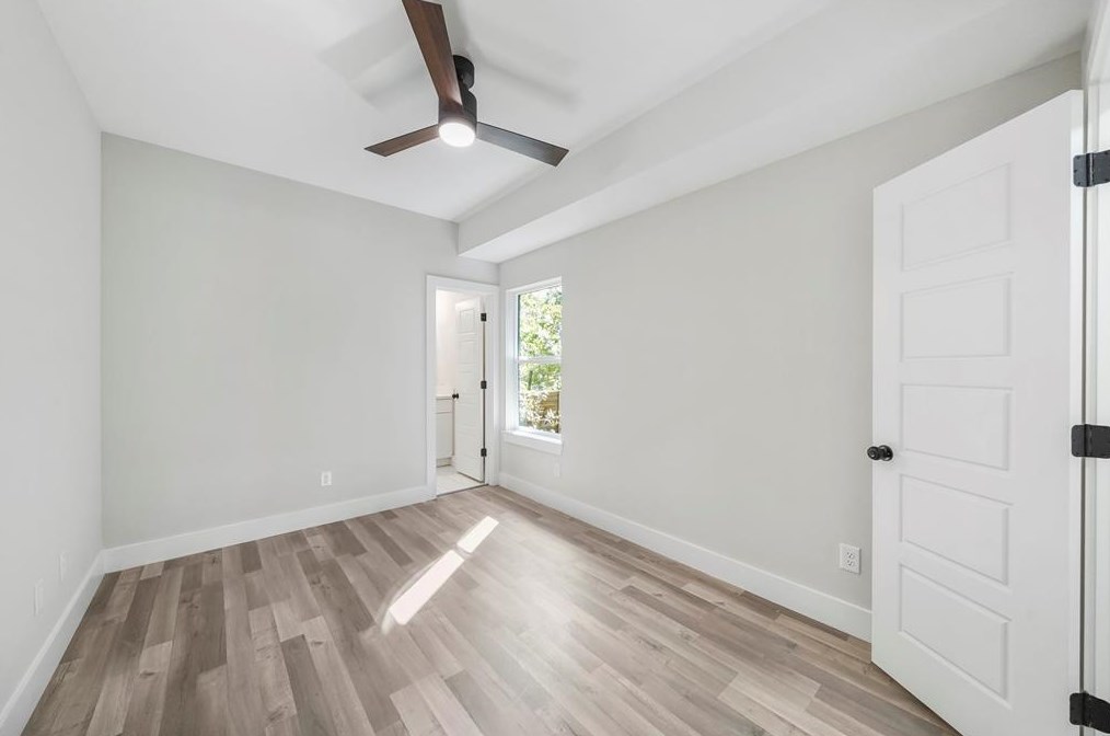 402 37 St, Houston TX  77018-6536 exterior