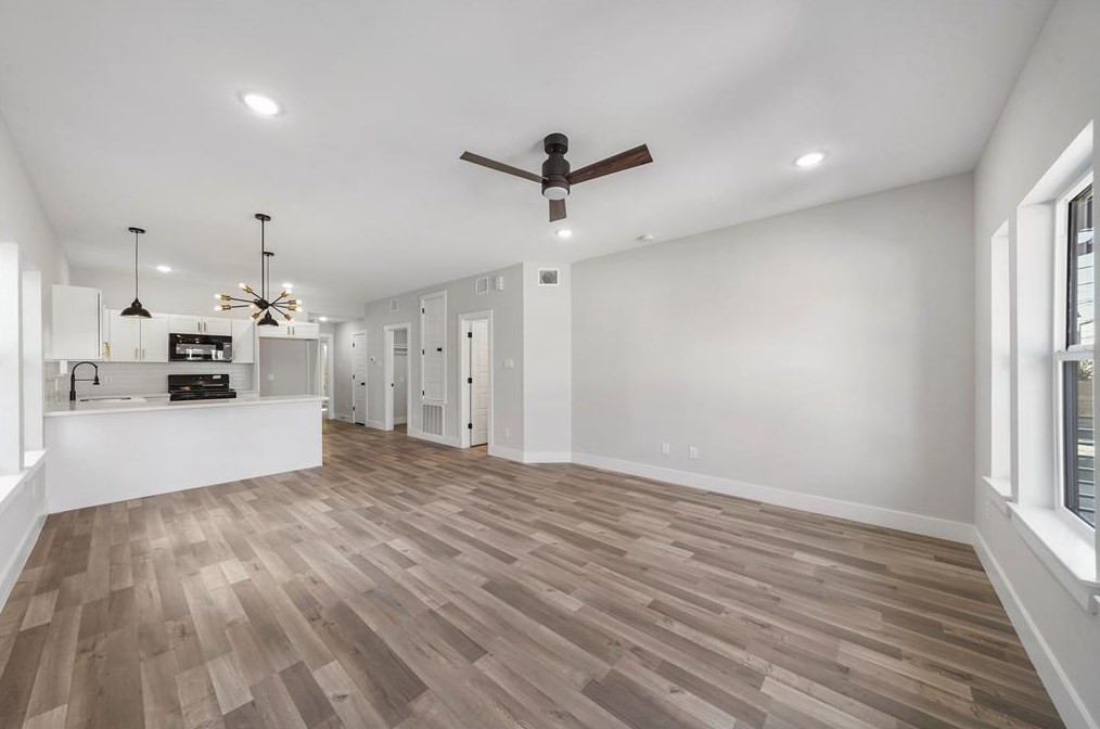 402 37 St, Houston TX  77018-6536 exterior