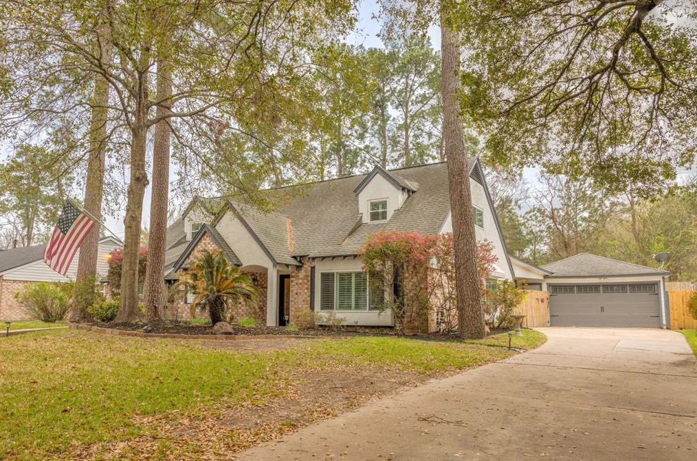 12607 Indian Wells Dr, Houston, TX 77066-2307