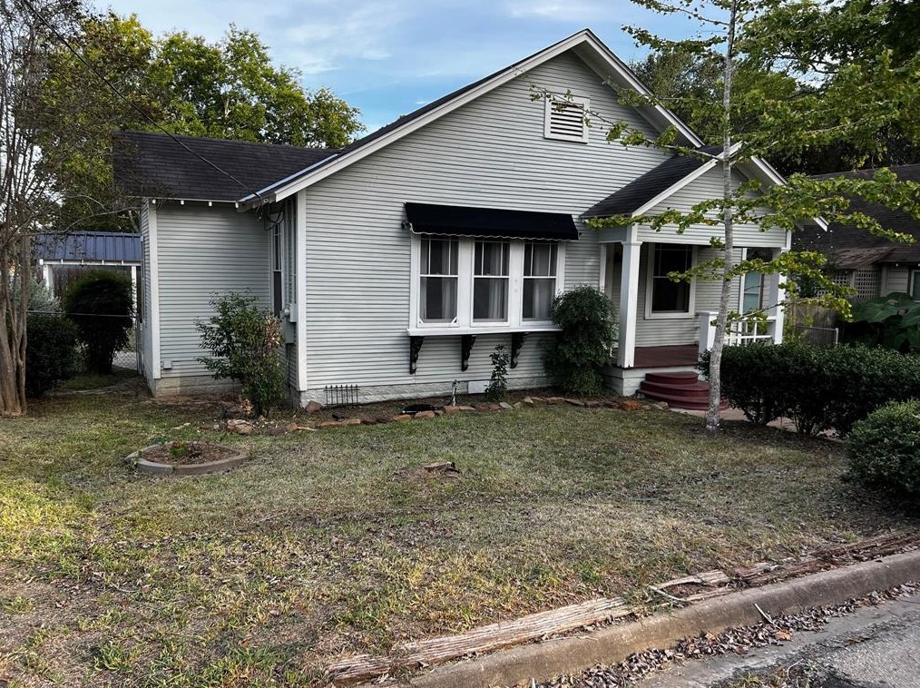 505 S Holland St, Bellvue, TX 77418