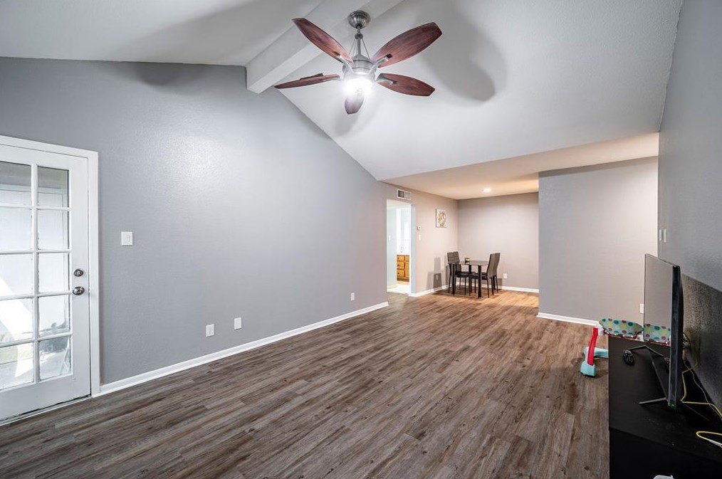 10211 Sugar Branch Dr Apt 352, Houston, TX 77036
