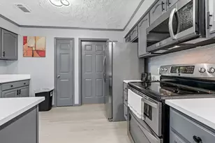 2913 Dunrich Ct, League City, TX 77573 - Photo 8