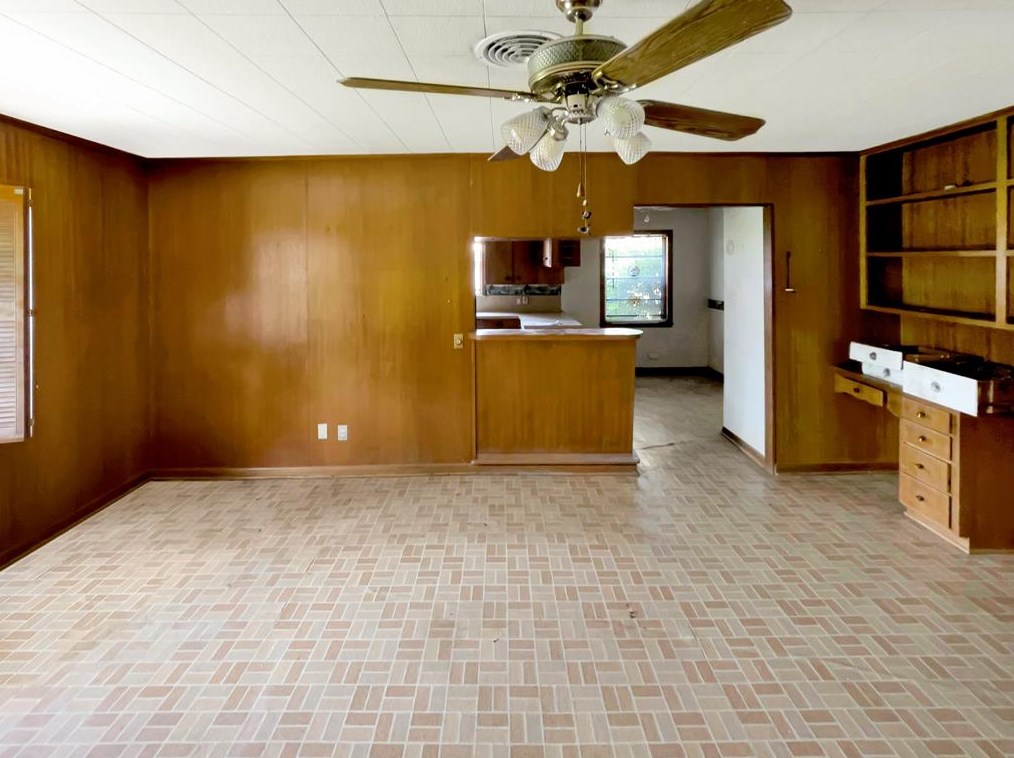 5230 Bellfort Ave, Houston TX  77035-5303 exterior