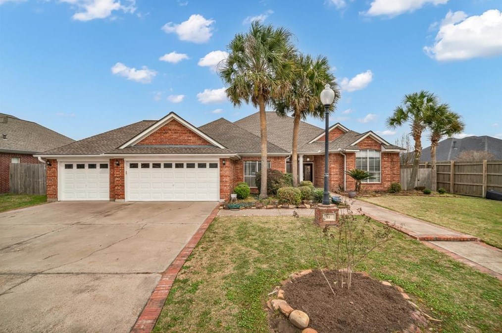 6335 Chasse Stone Dr, Orange, TX 77632-1516