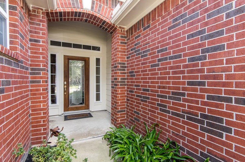 9419 Tartan Manor St, Spring TX  77379-5189 exterior