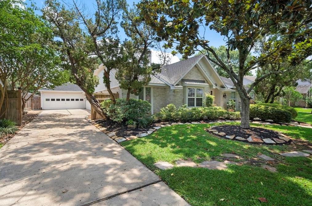 3411 Point Clear Dr, Missouri City, TX 77459