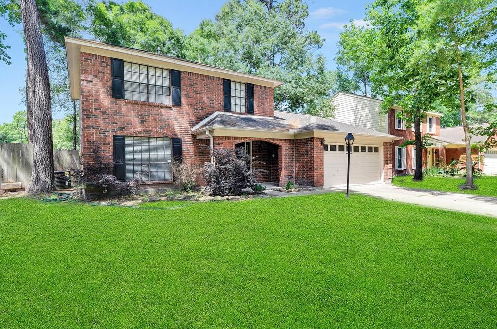 3227 Golden Willow Dr, Humble, TX 77339