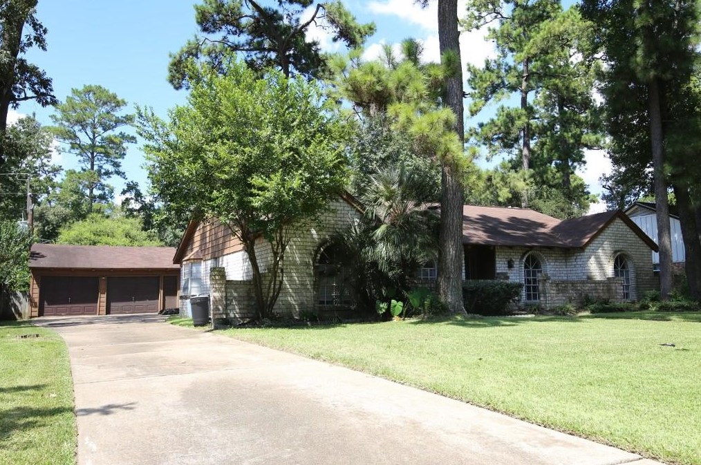 710 Enchanted Trail Dr, Spring TX  77388-8928 exterior