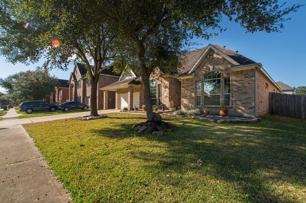 20003 Cypresswood Sq, Spring, TX 77373-3297