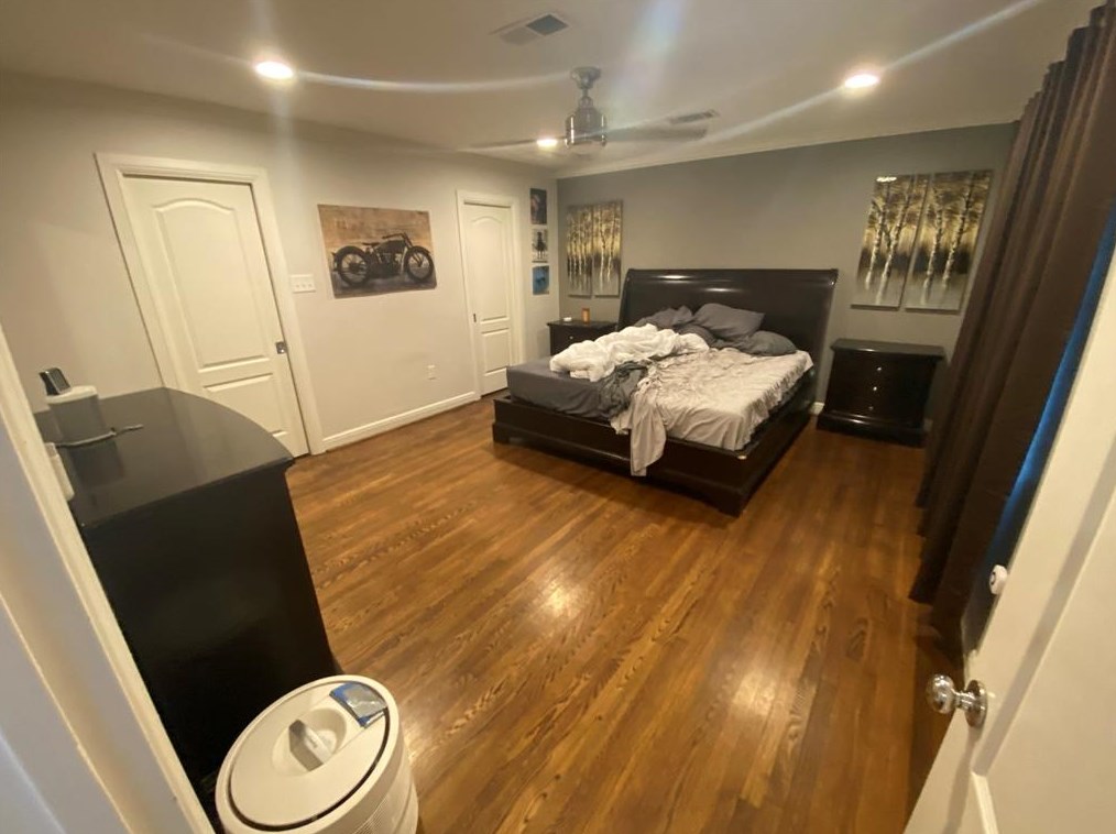 10313 Shadow Oaks Dr, Houston TX  77043-4232 exterior