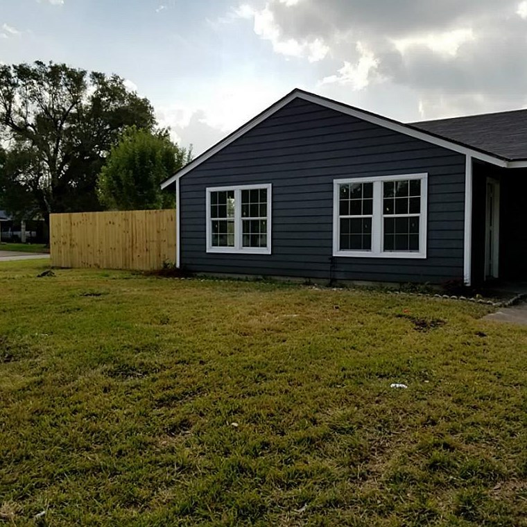 5006 Cherbourg Rd, Houston, TX 77033