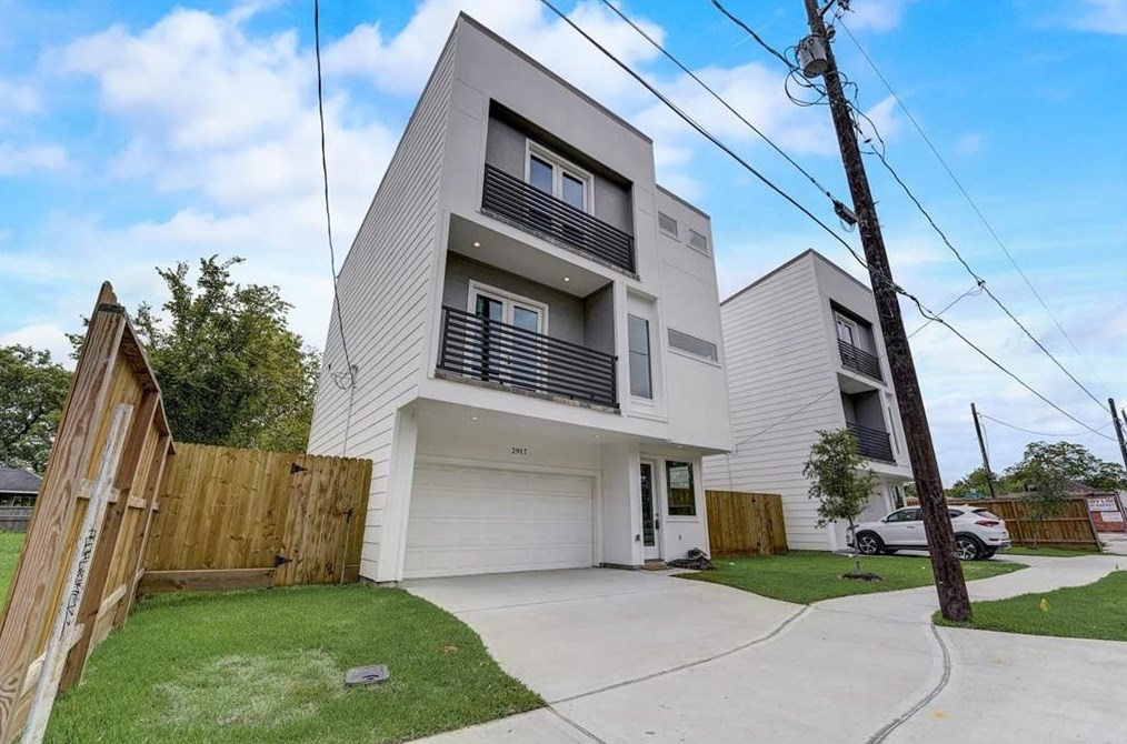 2917 Sauer St, Houston TX  77004-1841 exterior