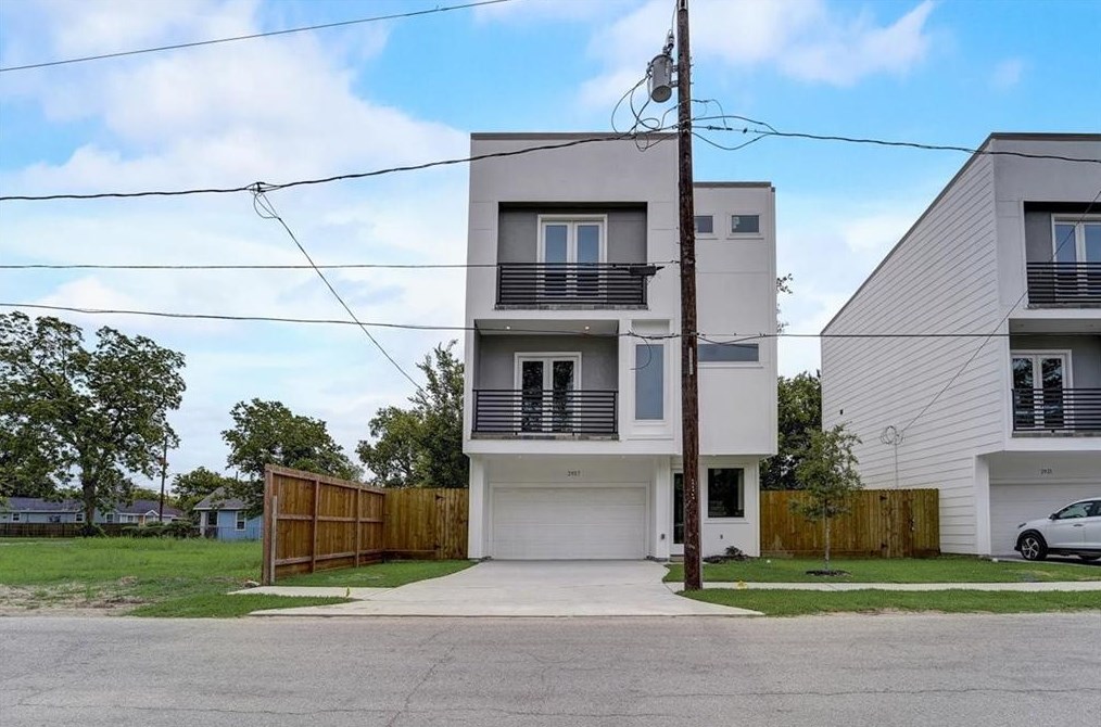 2917 Sauer St, Houston TX  77004-1841 exterior