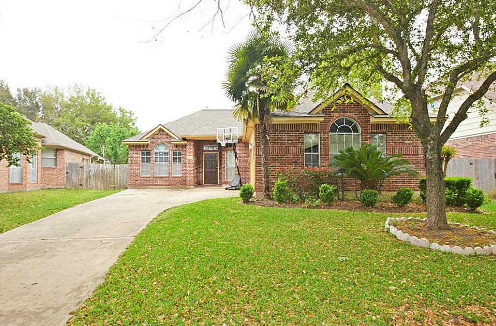 4706 Torrington Ct, Sugar Land, TX 77479