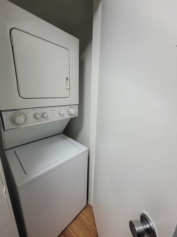 7250 Greens Rd, Houston TX  77064-1133 exterior