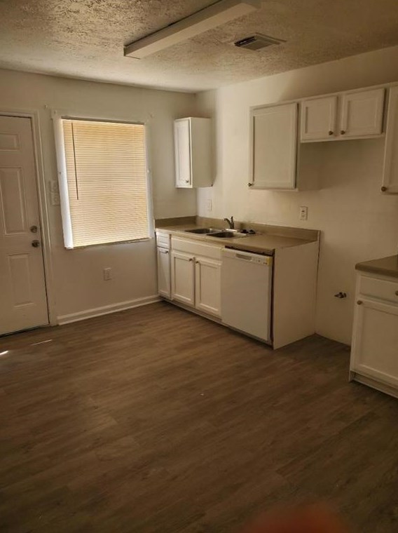 9922 Gloyna St, Houston, TX 77088-3112